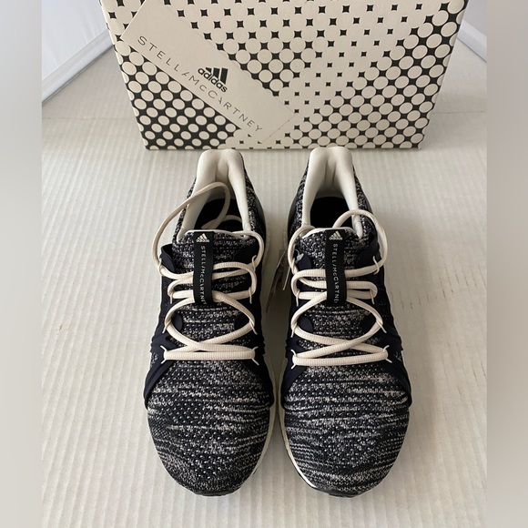 NWT Stella McCartney by Adidas UltraBOOST PARLEY Sneaker Oreo size US 8 1/2 UK 7 - Picture 2 of 16